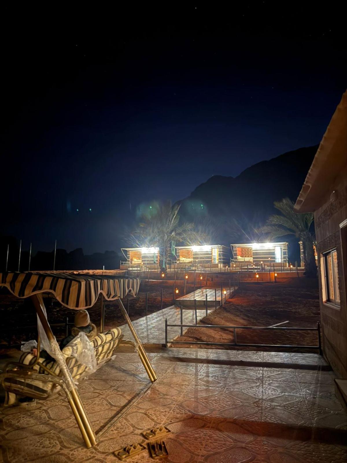 Falling Stars Camp Wadi Rum Luaran gambar
