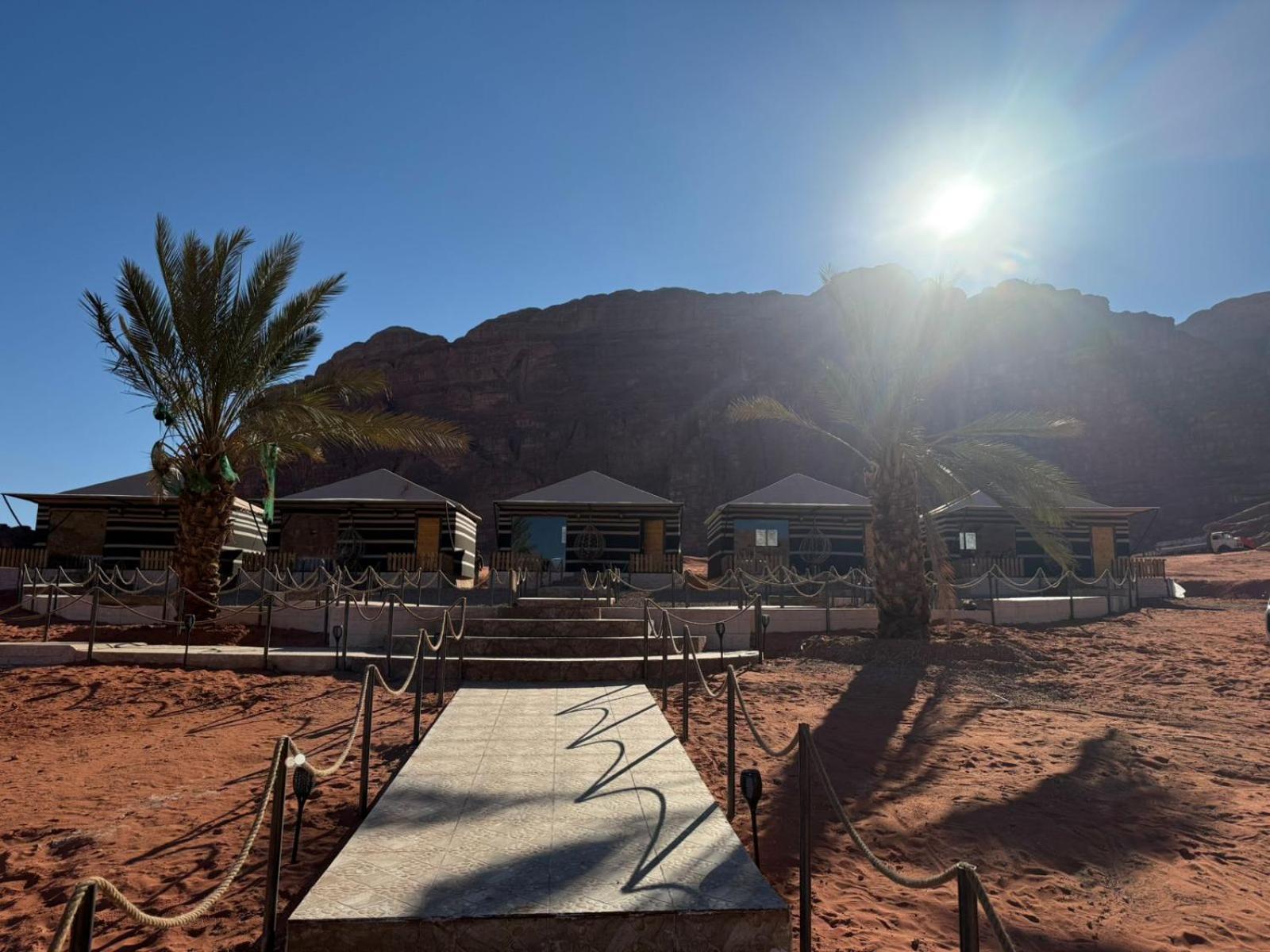 Falling Stars Camp Wadi Rum Luaran gambar