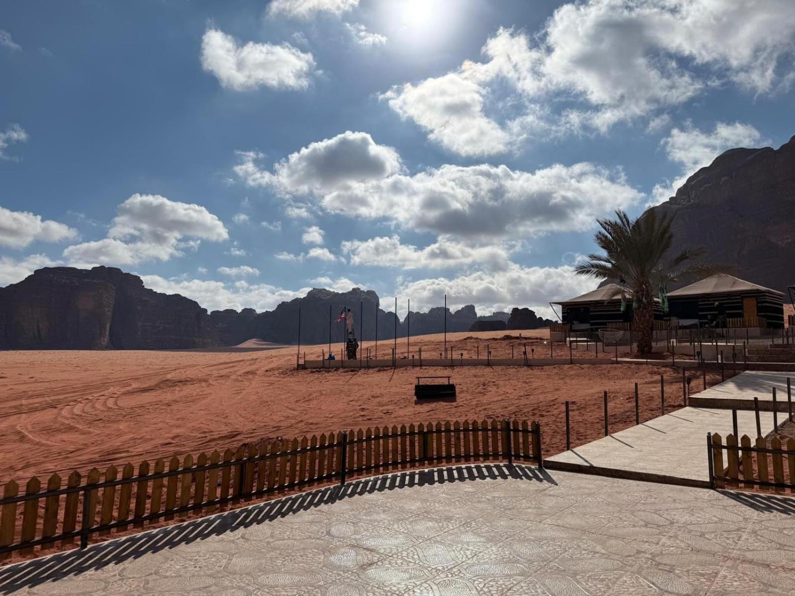 Falling Stars Camp Wadi Rum Luaran gambar