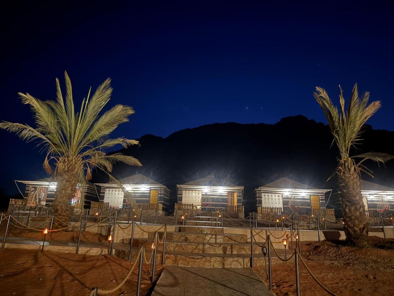 Falling Stars Camp Wadi Rum Luaran gambar